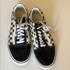Classic Vans.  V good condition.  M sz 7/ W sz 8.5